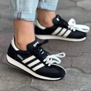 کتونی زنانه مدل adidas با رویه چرم هورس و زیره بتا پرفروش